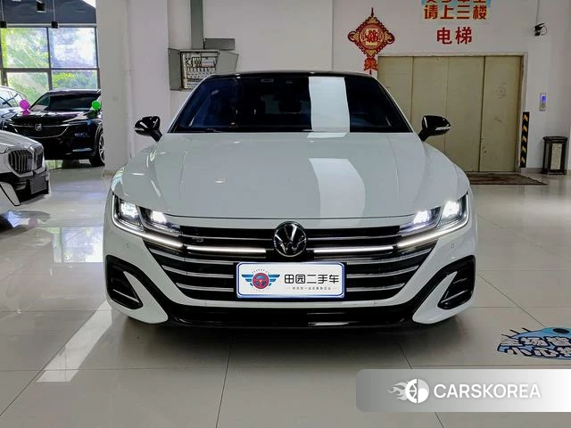 Volkswagen CC 2024 Белый из Китая, фото 5