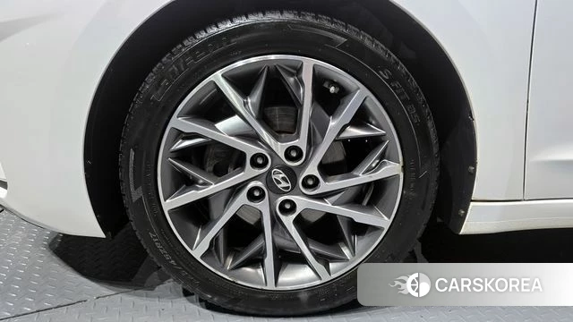 Hyundai The New Avante AD id 3853538 из Кореи 15