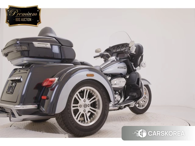 Harley-Davidson Electra Glide FLHTCUTG1870 2019 из Японии, фото 4