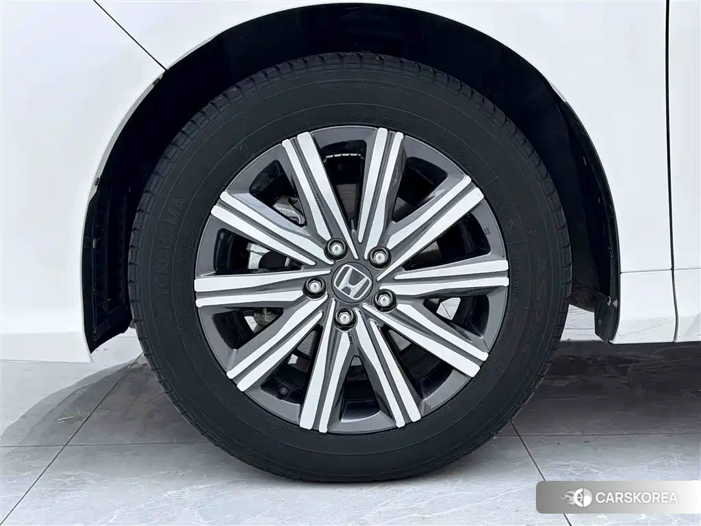 Honda Odyssey id 4547958 из Китая 21