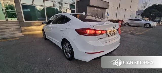 Hyundai Avante AD id 3460146 из Кореи 15