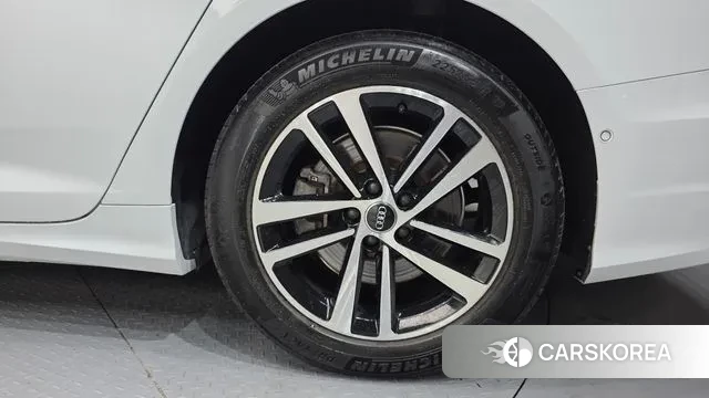 Audi A6 (C8) id 3682044 из Кореи 15