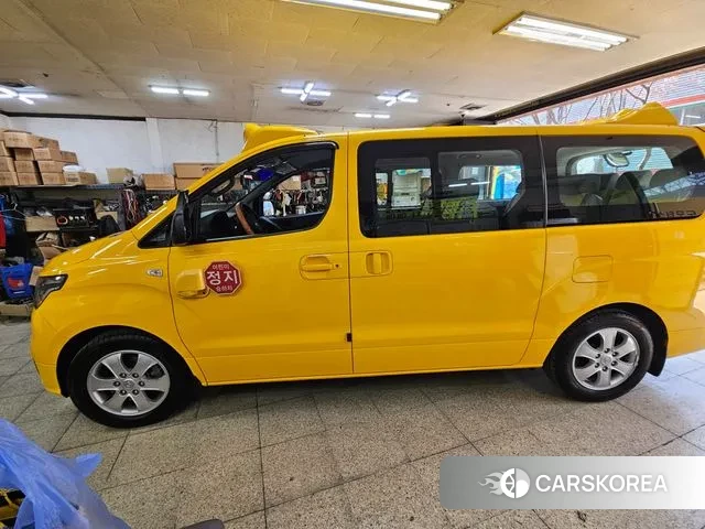 Hyundai The New Grand Starex id 3695548 из Кореи 15