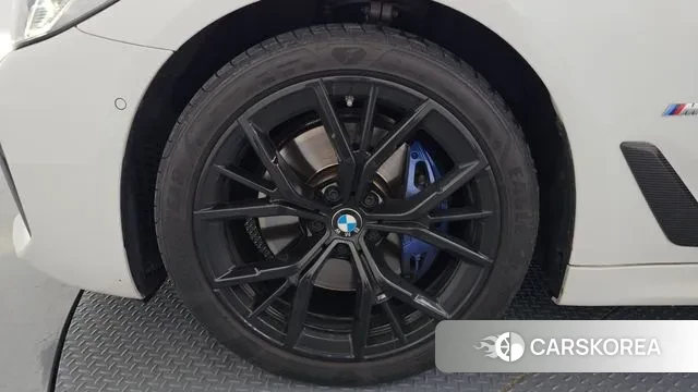 BMW 5 Series (G30) id 2939344 из Кореи 15