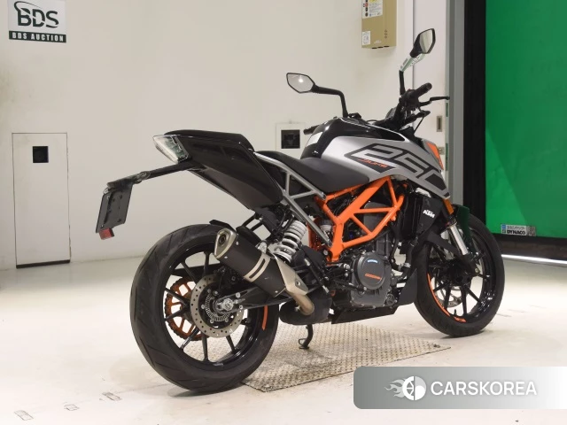 Проданный KTM 250 DUKE 2022 из Японии, фото 3