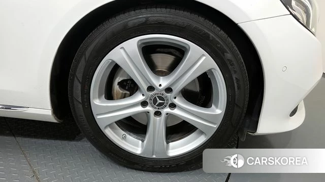 Mercedes-Benz E-Class W213 id 3853955 из Кореи 15