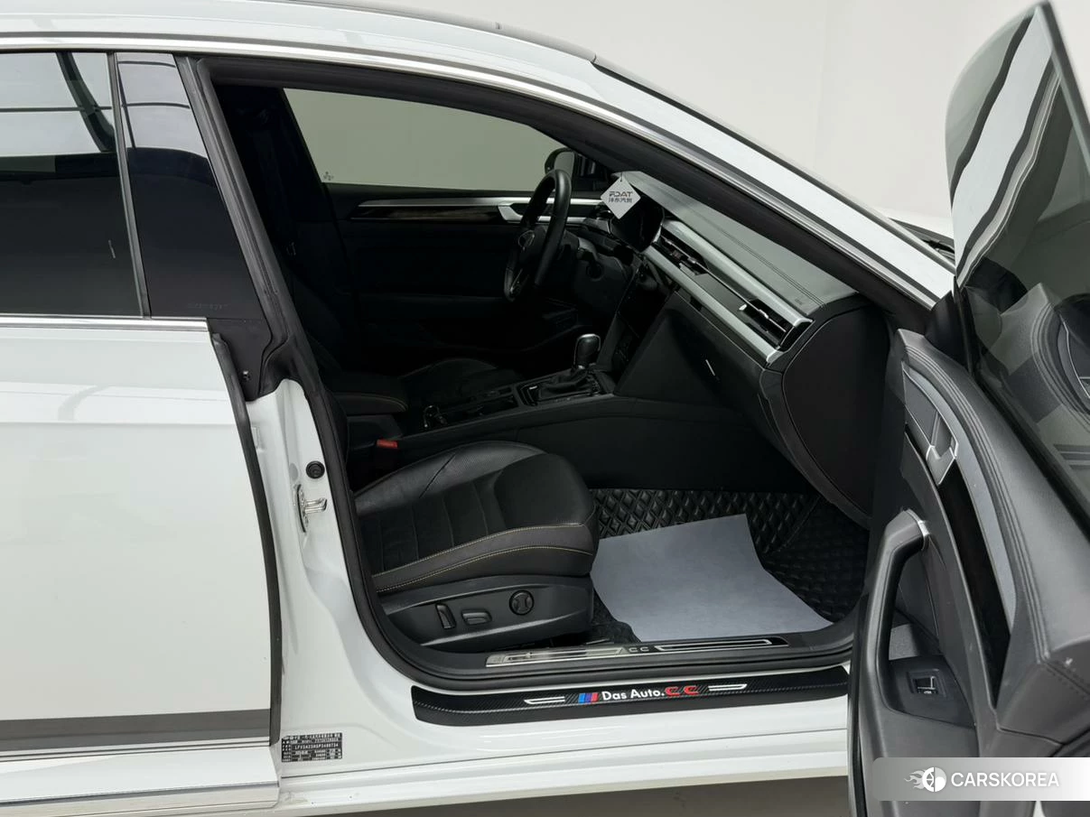 Volkswagen CC id 4492784 из Китая 13