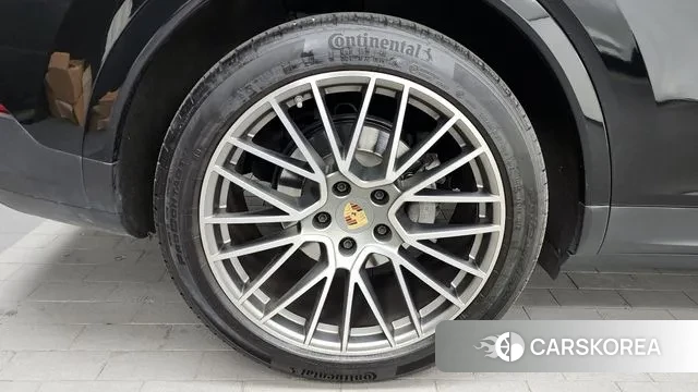 Porsche Cayenne (PO536) id 3555562 из Кореи 15