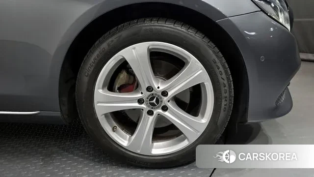 Mercedes-Benz E-Class W213 id 3754601 из Кореи 15