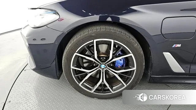 BMW 5 Series (G30) id 2890605 из Кореи 15