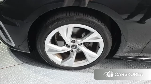 Audi A4 (B9) id 2998952 из Кореи 15