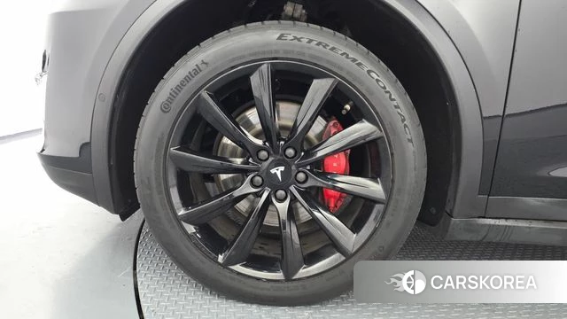 Tesla Model X id 4225279 из Кореи 29