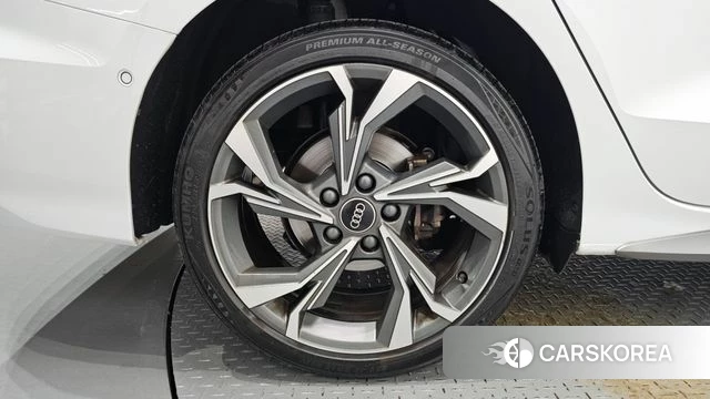 Audi A3 (8Y) id 4730668 из Кореи 29