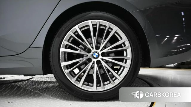 BMW 3 Series (G20) id 3935581 из Кореи 15