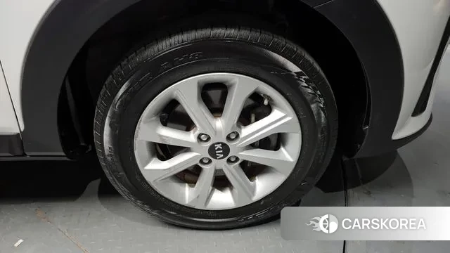 Kia Stonic id 3547330 из Кореи 15