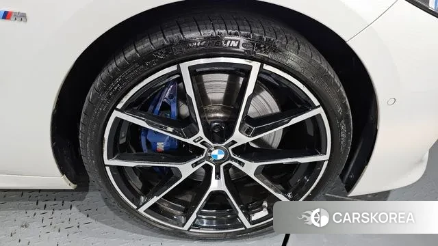 BMW 8 Series (G15) id 3144127 из Кореи 15