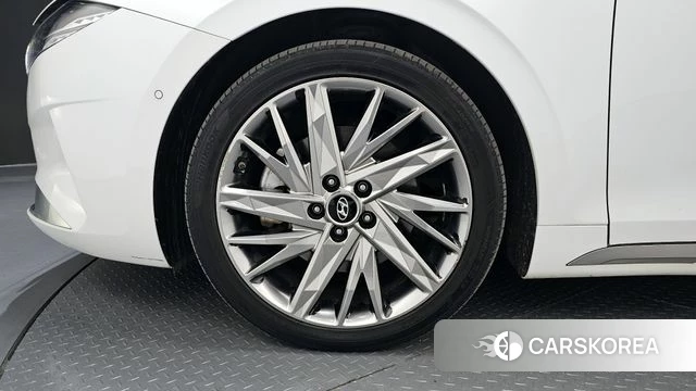 Hyundai The New Grandeur IG id 4304566 из Кореи 30