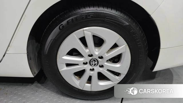 Toyota Prius 4th Generation id 3861530 из Кореи 15