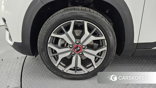 Kia Seltos id 3556803 из Кореи 15