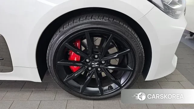 Kia Stinger id 3709436 из Кореи 15