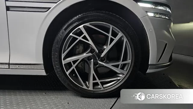 Genesis G90 (RS4) id 3442848 из Кореи 15