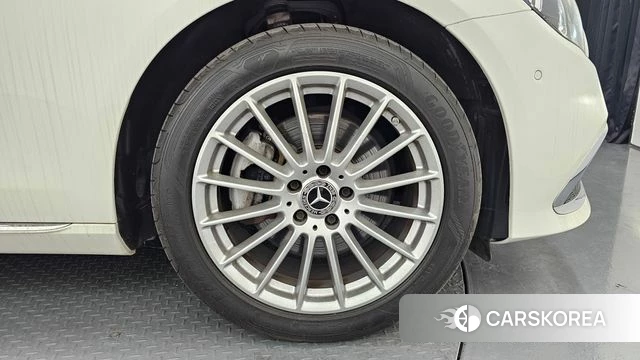 Mercedes-Benz E-Class W213 id 3818356 из Кореи 15