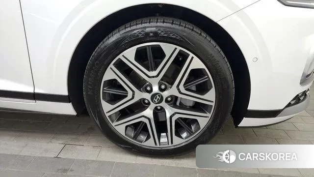 Hyundai Grandeur (GN7) id 3610356 из Кореи 15