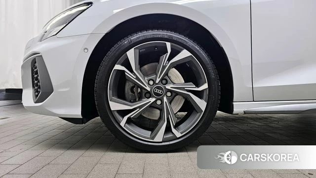 Audi A3 (8Y) id 4266702 из Кореи 26