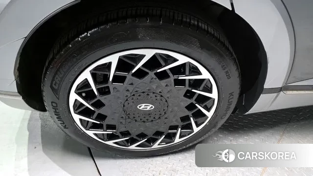 Hyundai Ionic 5 id 3630069 из Кореи 15