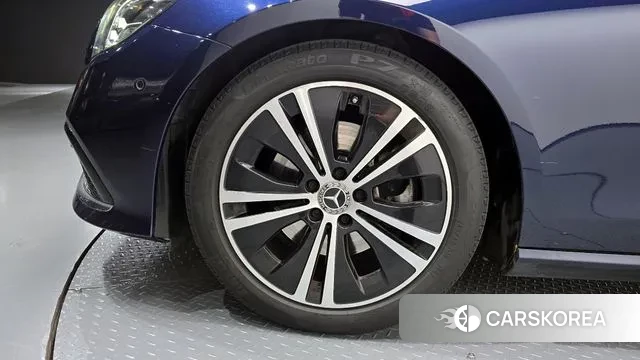 Mercedes-Benz E-Class W213 id 3144061 из Кореи 15