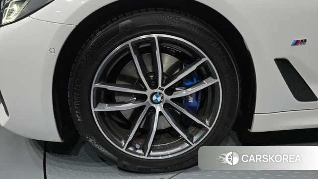 BMW 5 Series (G30) id 4408661 из Кореи 28