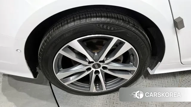 Audi A6 (C8) id 3518963 из Кореи 15