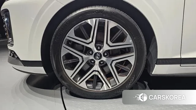 Hyundai Grandeur (GN7) id 3002530 из Кореи 15