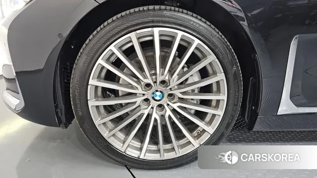 BMW 7 Series (G11) id 3439521 из Кореи 15