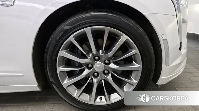 Cadillac CT6 id 3588037 из Кореи 15