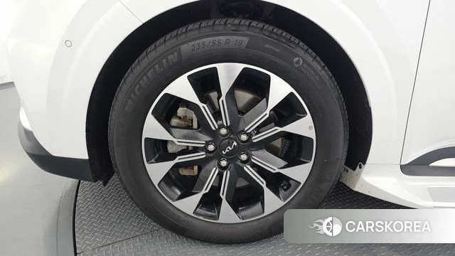 Kia Carnival 4th generation id 4409020 из Кореи 15