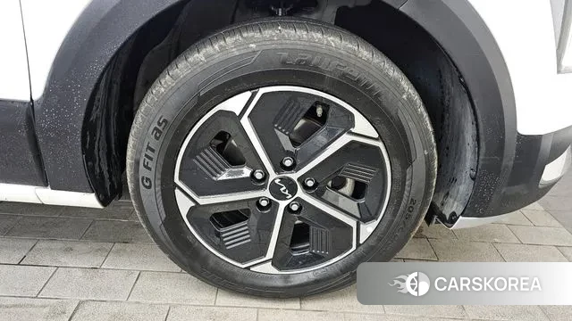 Kia Di Ol Nu Niro id 3685621 из Кореи 15