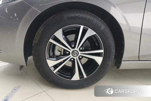 Nissan Xuan Yi id 4208183 из Китая 12