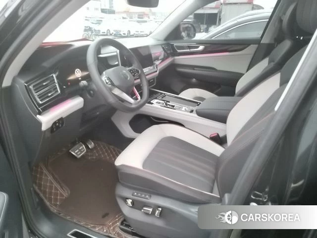 Volkswagen Tourang id 4216343 из Китая 10