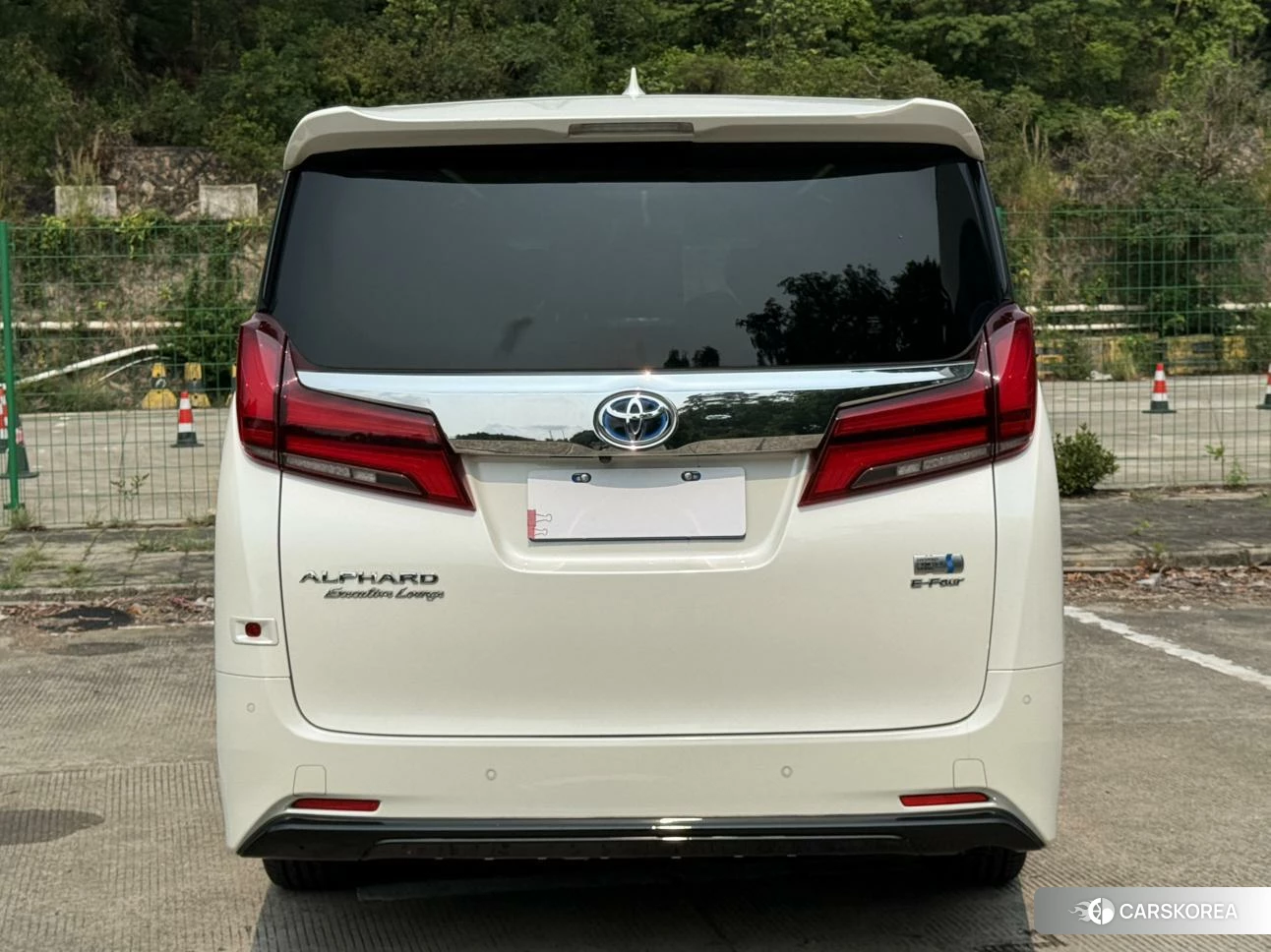 Toyota Elfa id 4407170 из Китая 7