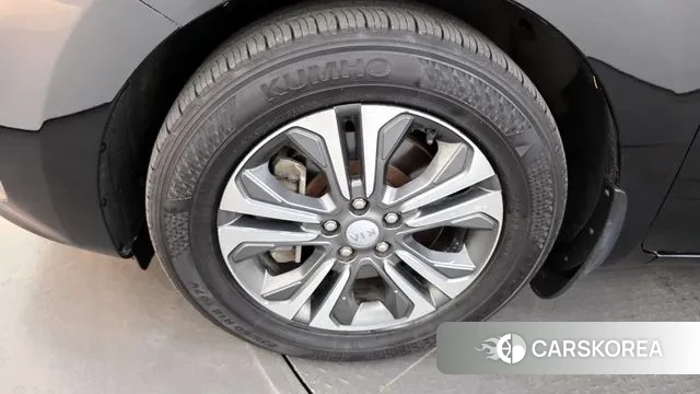 Kia The New Carnival id 3789133 из Кореи 15