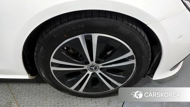 Mercedes-Benz E-Class W213 id 3872612 из Кореи 14