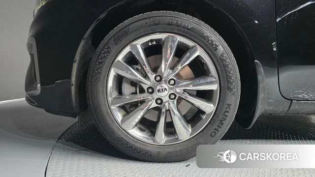 Kia The New Carnival id 4411104 из Кореи 25