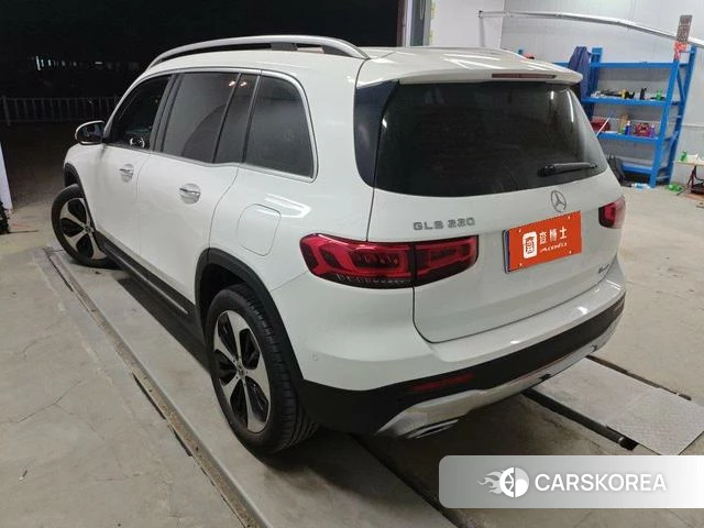 Mercedes-Benz GLB 2023 Белый из Китая, фото 5