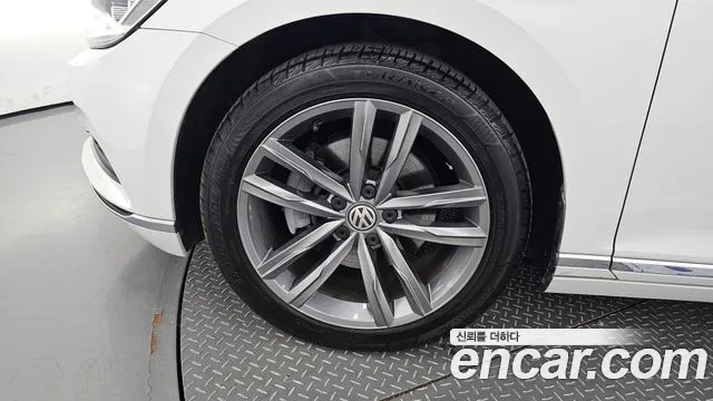 Volkswagen Passat GT (B8) id 2922831 из Кореи 15