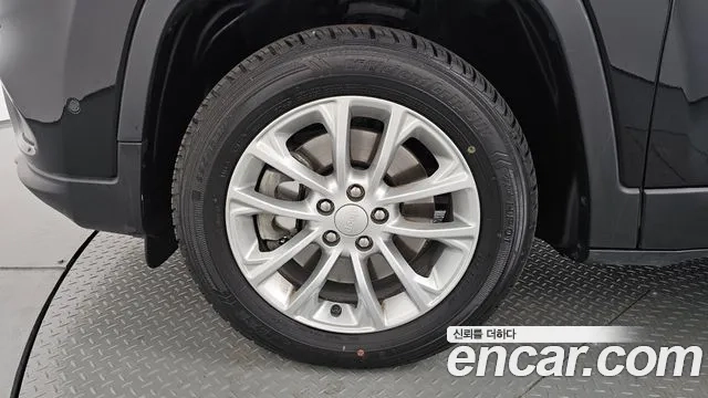 Jeep Cherokee (KL) id 2870688 из Кореи 15