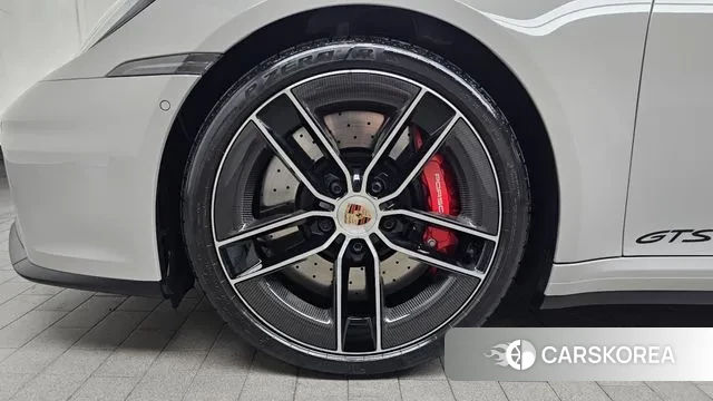 Porsche 911(992) id 3486870 из Кореи 15