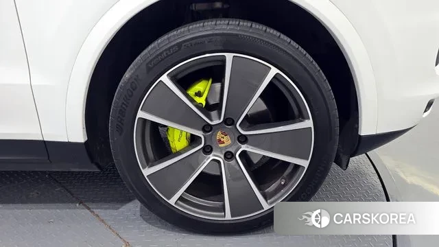 Porsche Cayenne (PO536) id 3344153 из Кореи 15