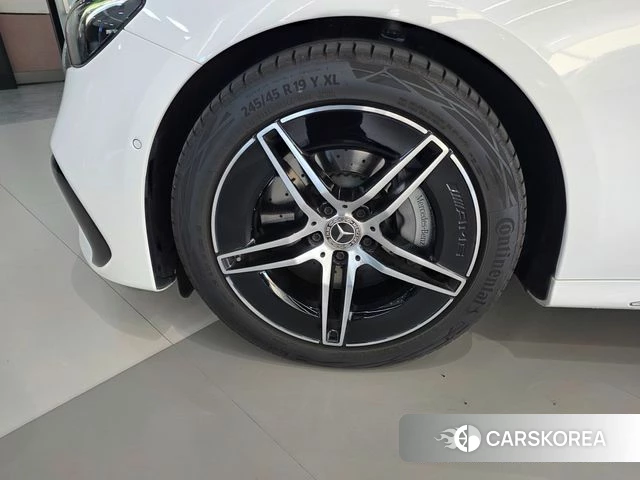 Mercedes-Benz E-Class W214 id 4870610 из Кореи 14