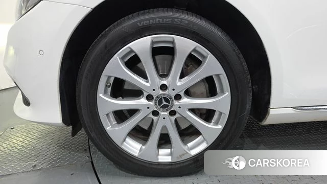 Mercedes-Benz E-Class W213 id 4785225 из Кореи 29